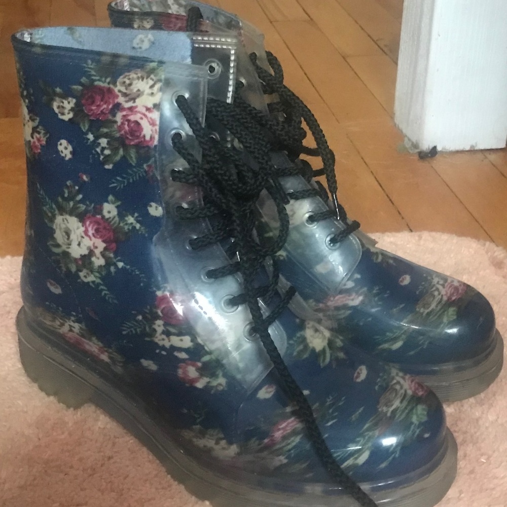 Dirty Laundry Rain Boots